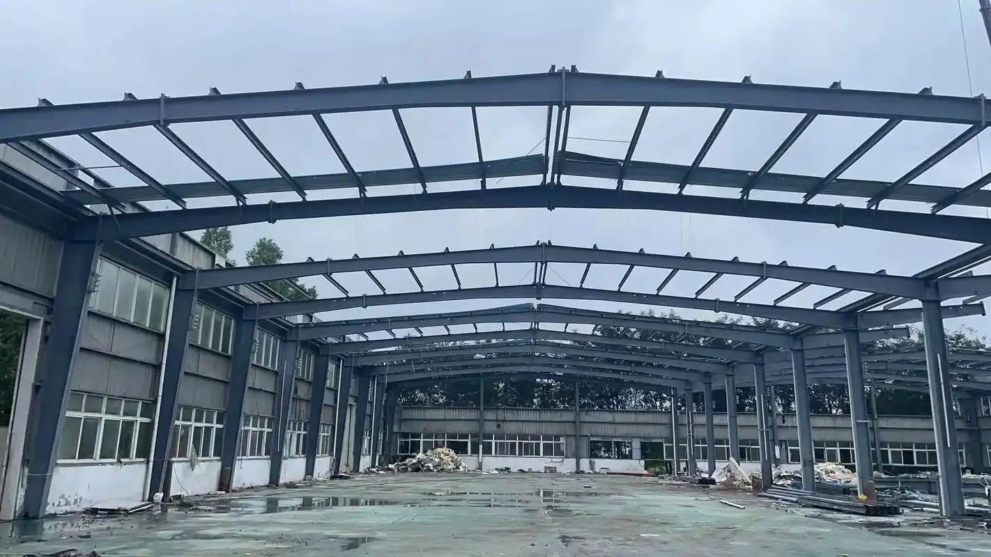 长66米宽48米c型钢160不是镀锌带油漆,立柱7.3米40