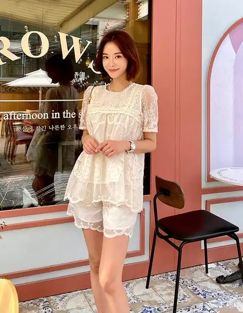 蕾丝透视裤两件套,上衣搭配短裤套装