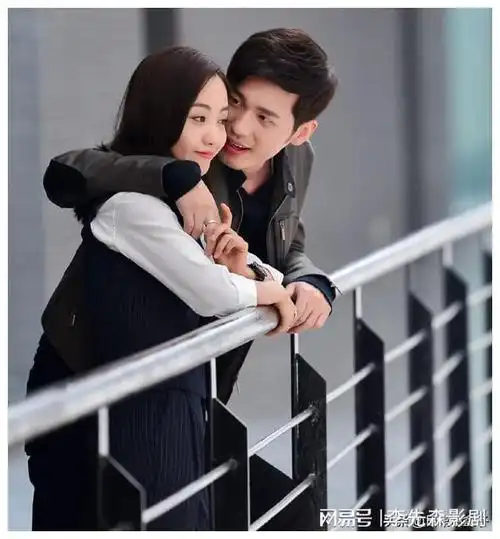 白宇逛街后回刘萌萌家,十年的爱情长跑,两人已经终成眷属!