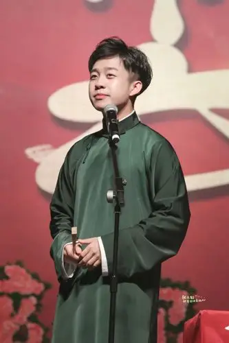 张九龄 crwb.张九龄被寄回北京的bv 抱图前… - 堆糖,美图壁纸兴趣社