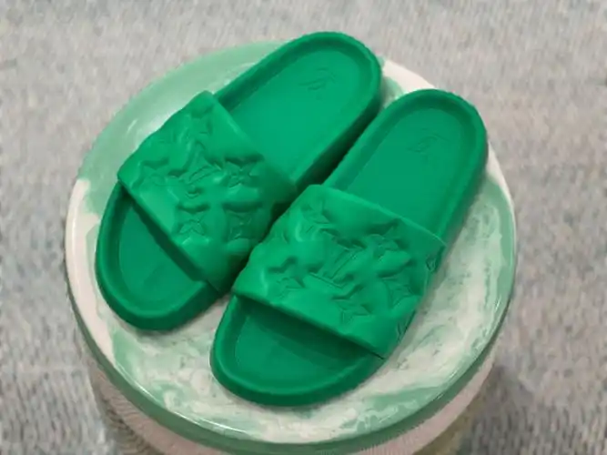 lv路易威登2022新款男士拖鞋凉鞋