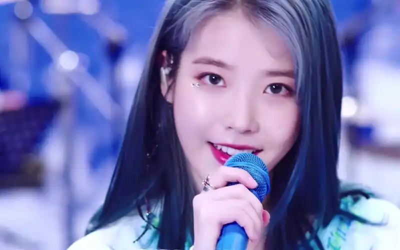 iu blueming 李知恩 最好看的mv