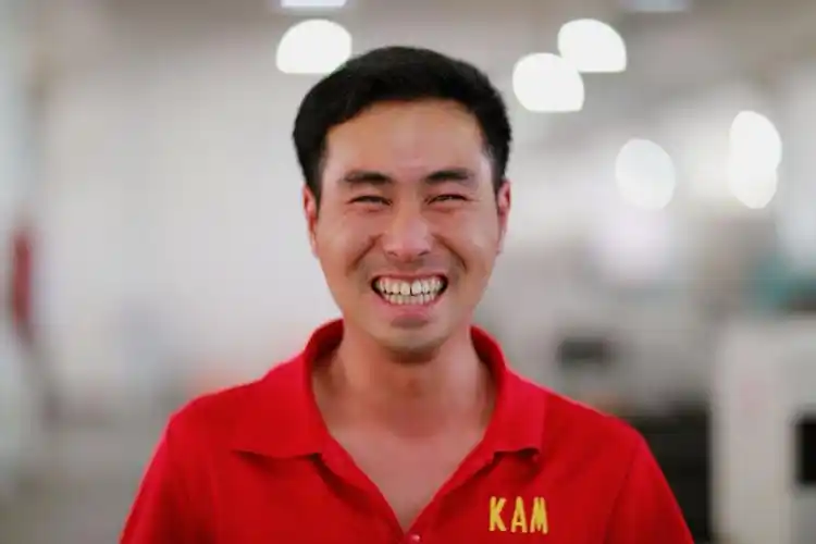 生活中多一点微笑,就多一点自信,多一点美好.