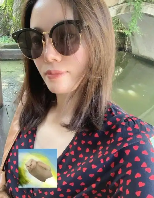 段奕宏娇妻王瑾罕晒近照皮肤白皙身材姣好结婚10年至今无子