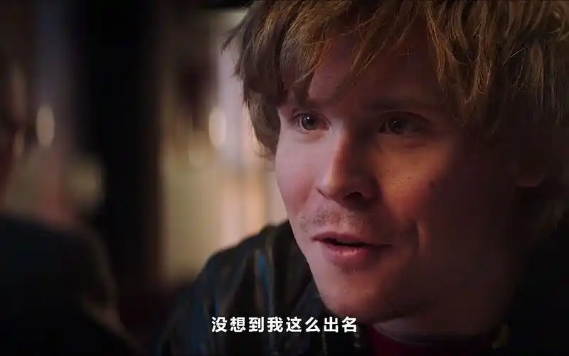 凝视猎物:是什么样的颜值,出生就帅死三名医生?看一眼就会挂掉?