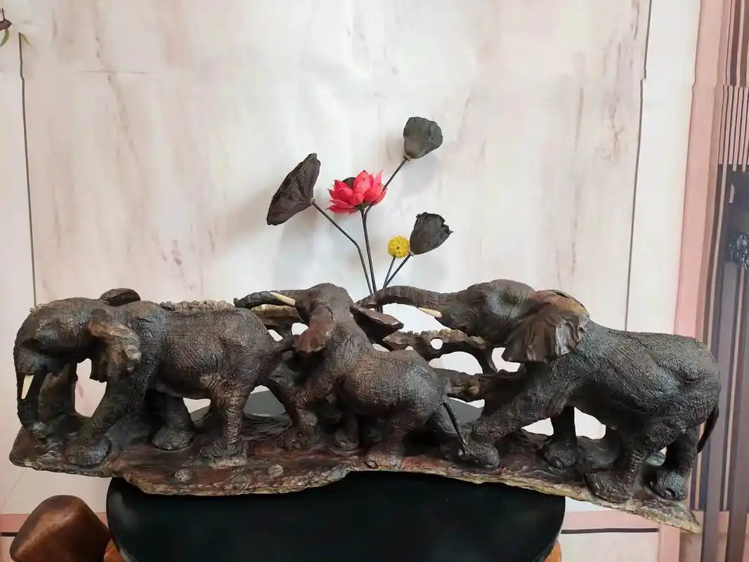 象群配一首欢快的歌来和寓意吉祥的大象搭配雕刻精细纯手工制作