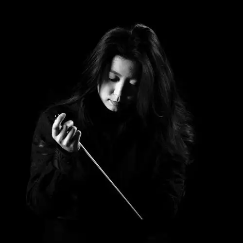 1 高嵩 天津音乐学院管弦系教师,青年交响乐团指挥,陕西爱乐乐团首席