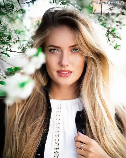 德国"金发蓝眼美女"!速度超越风!