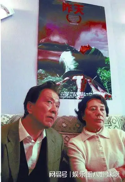 贾宏声为拍戏以身试毒伍宇娟跪着求他因朴树和周迅分手