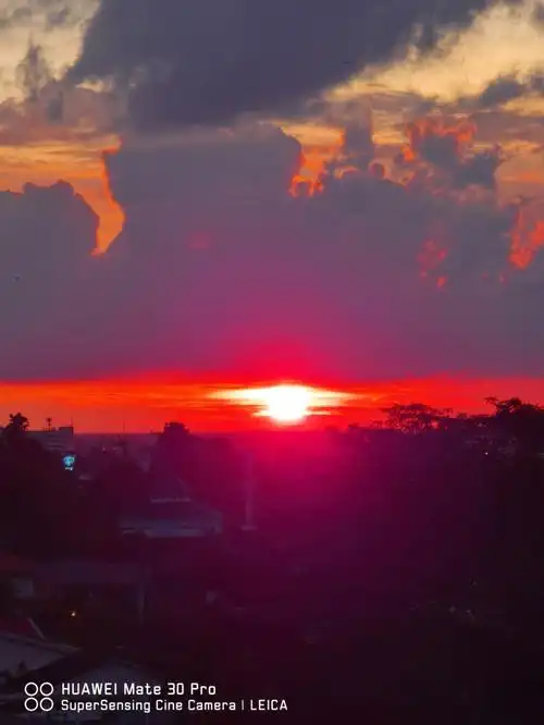 太阳下山的时候