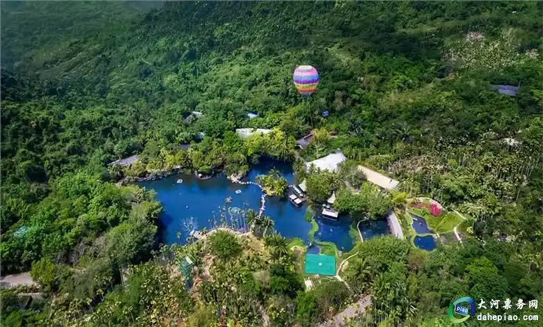海南呀诺达雨林文化旅游区位于海南省保亭黎族苗族自治县三道农场,是