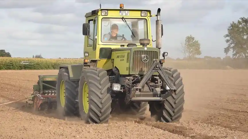 德国奔驰拖拉机mb车型,这车的外观如今算是被大g沿用下来