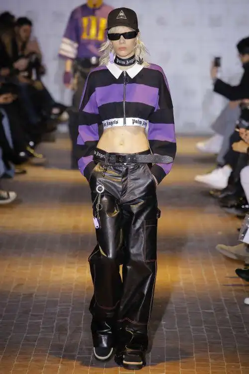 16:50:26{现代系列}实拍男,女性时装(潮流)绘画-服饰参考庄生诶该采集