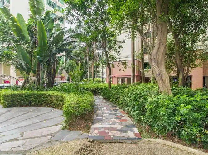 东部阳光花园2室1厅1卫45.41㎡南0万