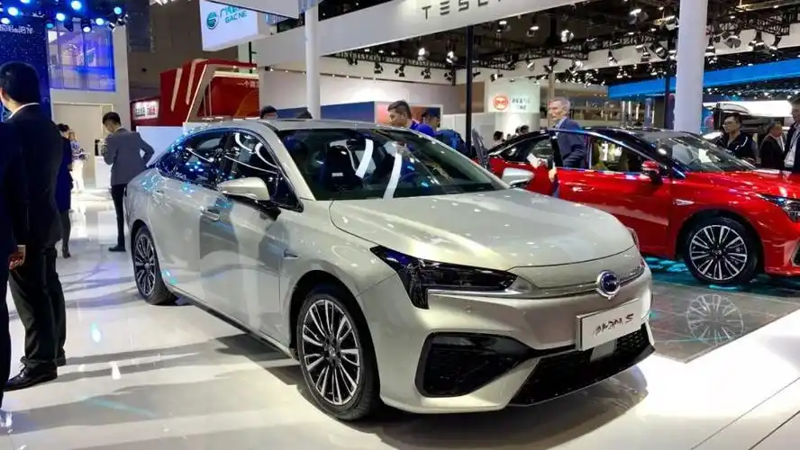 你怎么看广汽新能源aionlxnedc续航600km