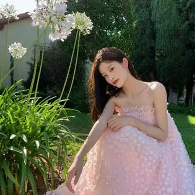 高清女神真人写真照_真人_头像控