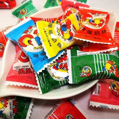 正宗喔喔奶糖大公鸡牛奶糖散装休闲怀旧小零食结婚喜糖年货糖果