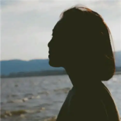 短发 剪影 女头像 就算终有一散也别辜负相遇