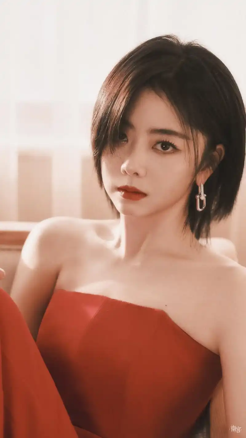 谭松韵:清纯靓丽,唯美动人