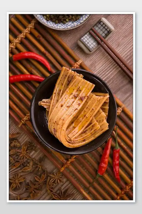 卤菜麻辣芋头粉片