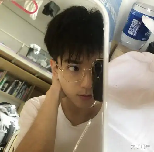 你见过最帅的大学男生长什么样