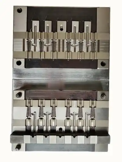 sr 线卡一出六穴线材模具 电源线dc弯头插头模具 9p转接头模具