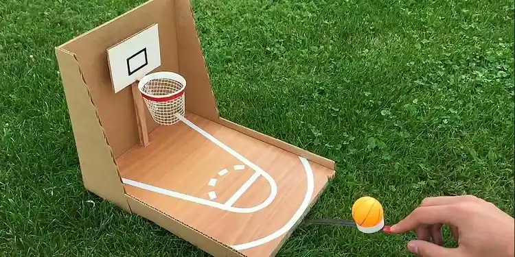 创客小制作:下雨天?做个纸板篮球架,室内照样打篮球