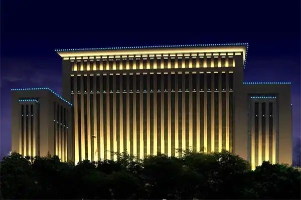 政府楼体亮化能够有效提升建筑庄严形象