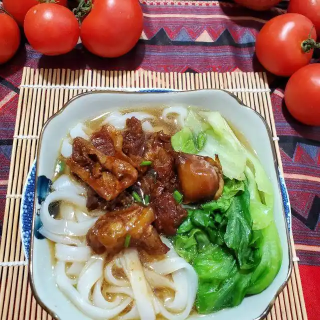 牛腩河粉,自己在家做,干净卫生,味道不输外面的哦