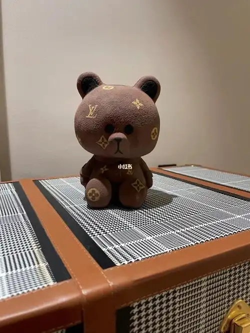 lv联名布朗熊