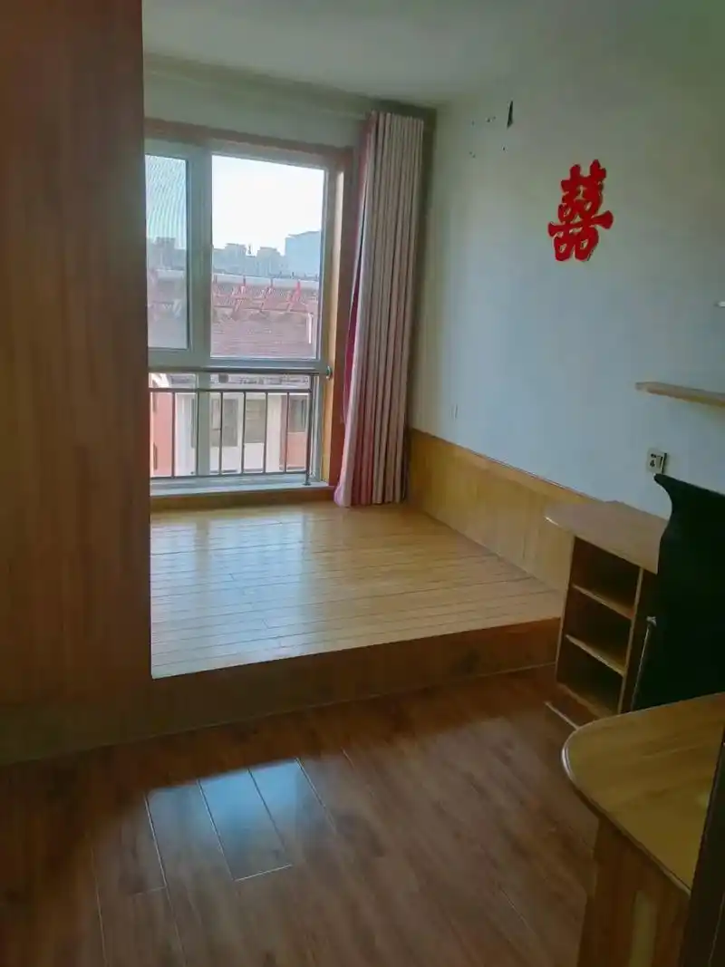 金色年华高层电梯7楼,面积87平,精装,两室两厅可改三室,售 - 抖音