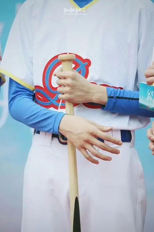 王源棒球小王子发布会手控