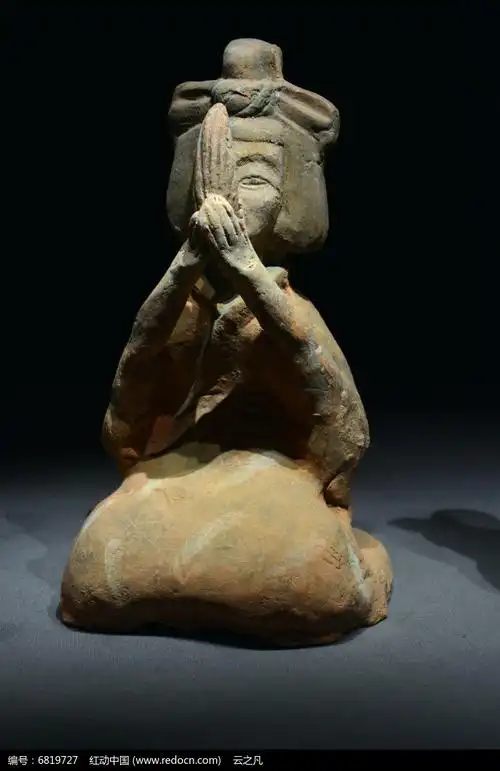 北魏时期彩绘陶女乐俑