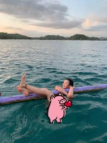 够拼央视主持张曼源真空下水成焦点继霸气脱衣秀肌肉再一经典