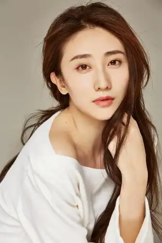 安冬出席中国星锐榜2020年度盛典荣获最具潜力女演员奖