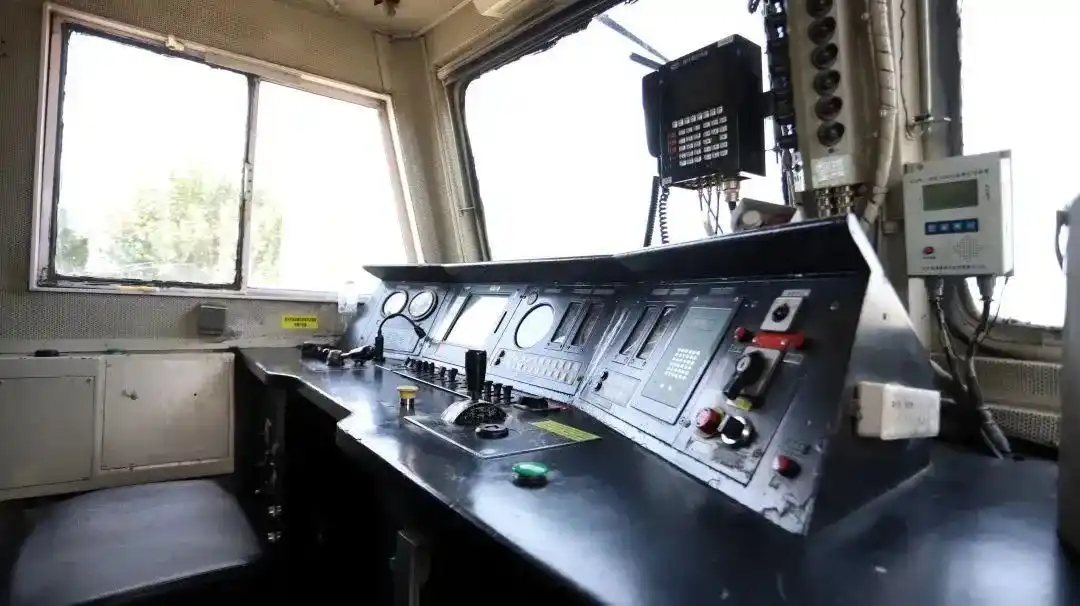 火车司机最熟悉的按钮一般人不知道