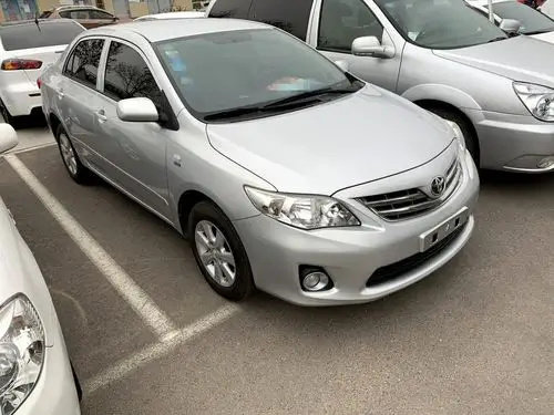 8年车龄的老款丰田卡罗拉里程4万多你觉得能值多少钱