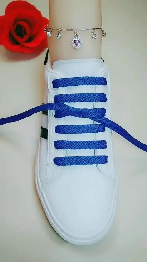 这样系鞋带的男生,帅爆了