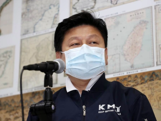 选战策略会报成员,负责协调年底"九合一"选举,却被质疑请鬼拿药单