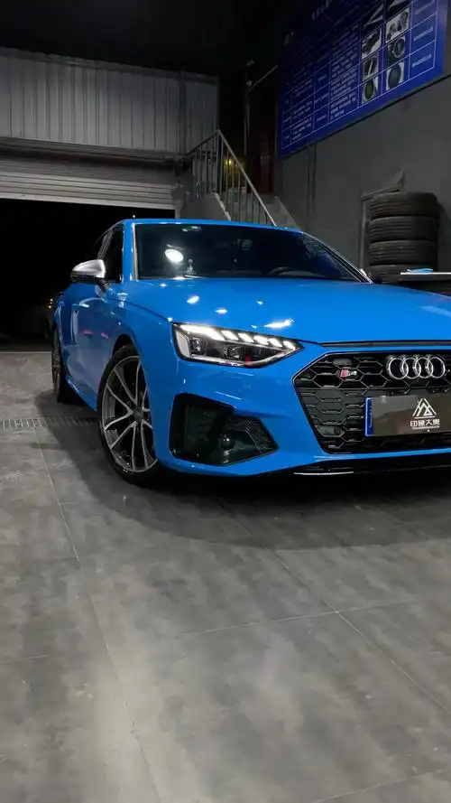 奥迪s4改装案例:电吸门