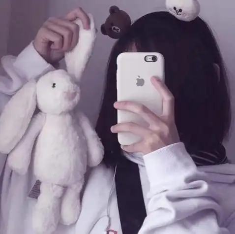 手机挡脸女生头像