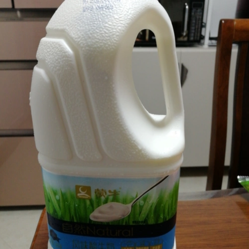 桶装原味酸牛奶1800g低温乳品好大一瓶酸奶,哈哈.-苏宁易购