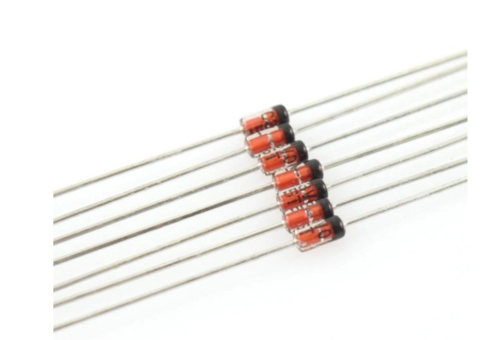 12v转5v 二极管和7805稳压管怎么接?