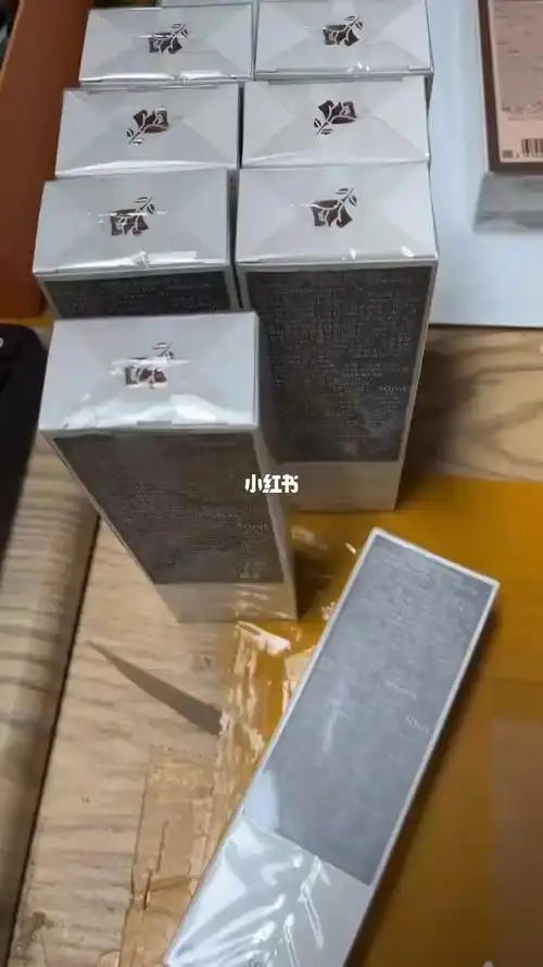 特别兰蔻菁纯系列,市场反应好,基本零差评,美中不足价位不适合所有人