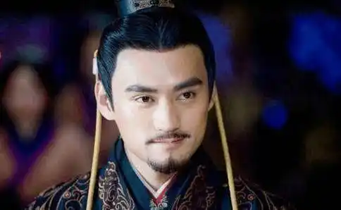 汉光武帝刘秀由富农向皇帝的转变之路