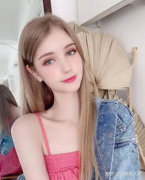 全球美人谱第四十六期金发碧眼的仙气混血正妹stella