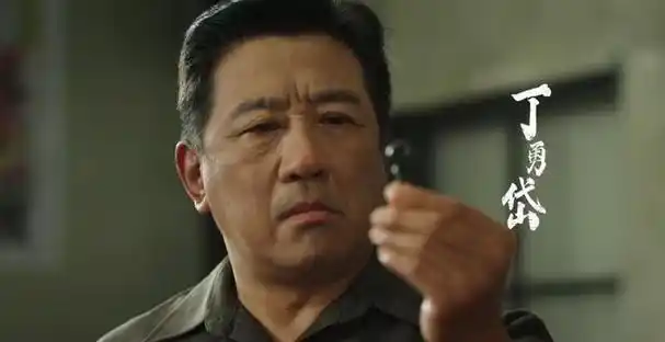 38集年代特务剧来袭演员比主创靠谱爆款属实