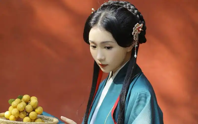 兰若庭二批如意松鼠妆花马面成黄披风开箱 试穿