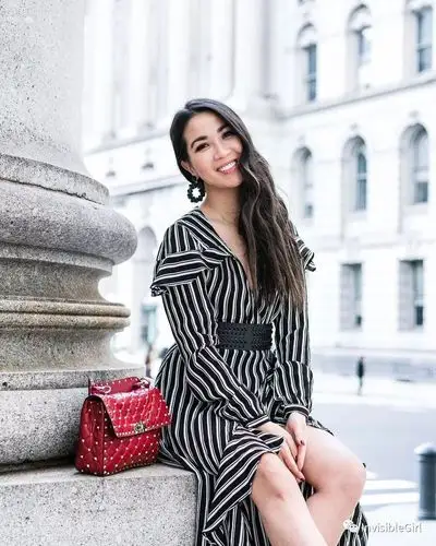 矮个子倒三角型身材女生如何穿搭