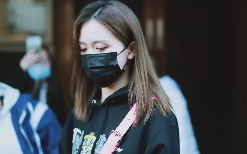 活动作品吴哲晗外出饭拍20210206嘉兴路